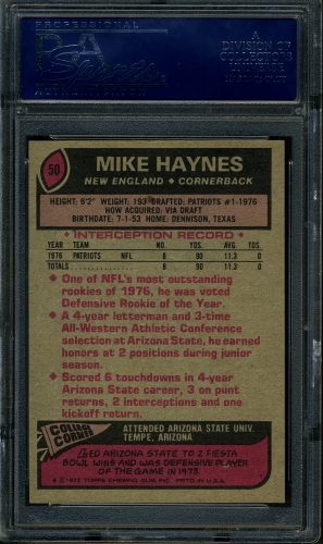 1977 Topps #050 Mike Haynes PSA 9 #19498052 - Back